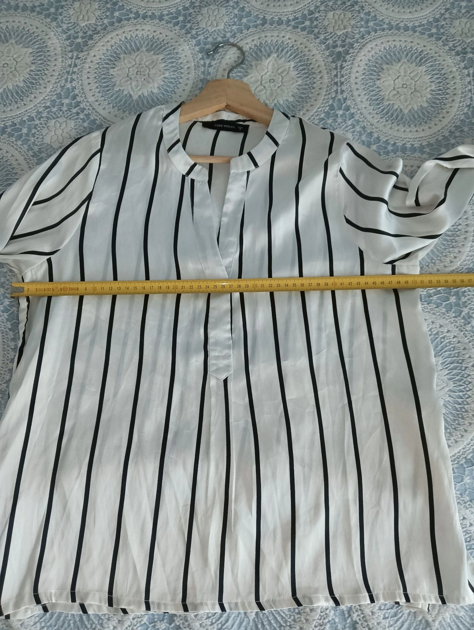 Elegant Code Woman shirt, size S. – photo 3